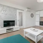 Lavie 马卡尔斯卡